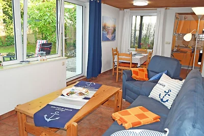 Ferienbungalow mit grossem Garten im Ostseeba...