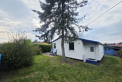 Ferienhaus Karline - nicht weit von der Ostse...