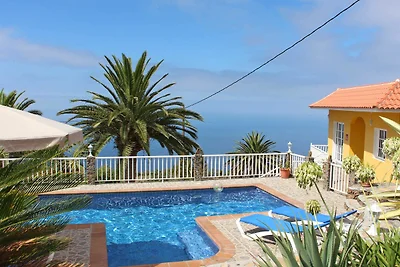 Villa la Hoya