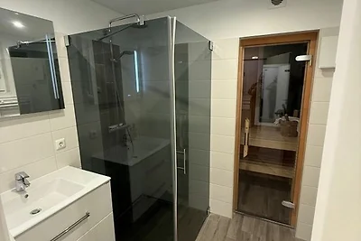 Floating-House Nr. 5 Freya mit Kamin und...