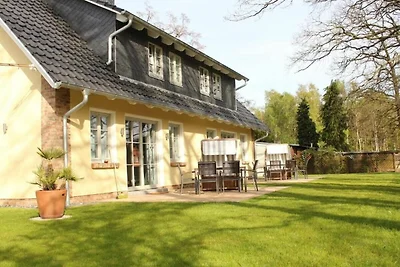 grosses Baaber Ferienhaus mit Sauna (P)