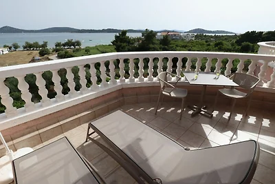 Villa Lovorka