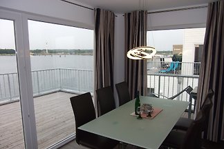 Admiral Suite