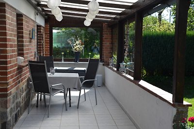 Bungalow met mooie tuin