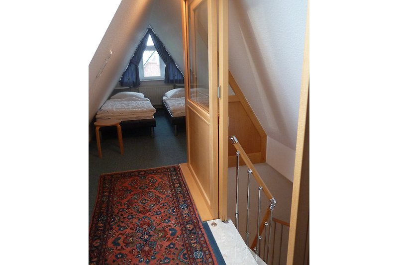 Zugang zum Schlafzimmer unterm Dach