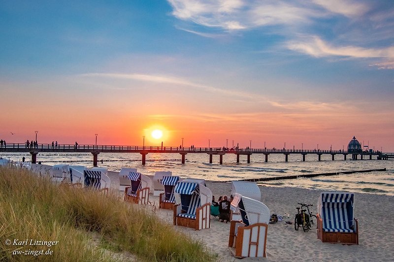 Sonnenuntergang am Strand.