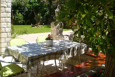 Appartamento Vacanza con famiglia Lopar