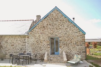Les Hiboux cottage et piscine