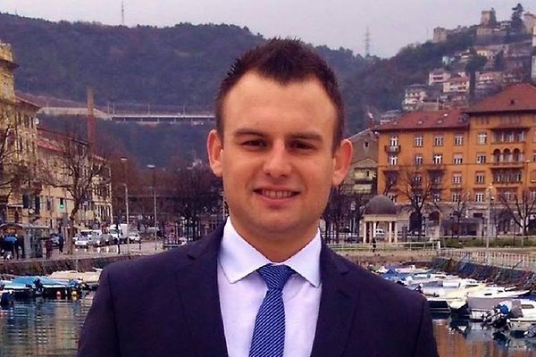 Monsieur A. Ugrinić Monsieur A. Ugrinić