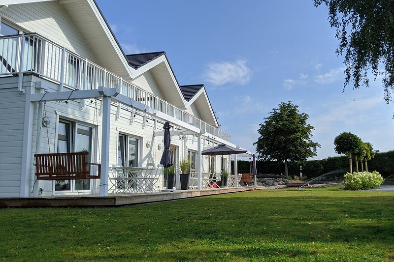 Ganz links Haus 1