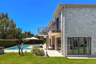 Villa Vinomore