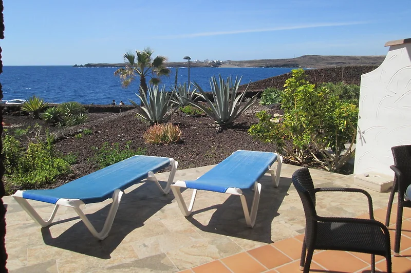 Terrasse zum Sonnen mit Meerblick