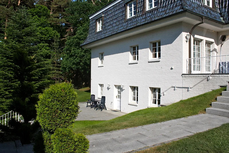 Herzlich willkommen: Ihr Doppelzimmer mit Terrasse.