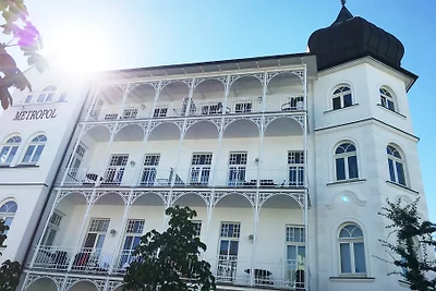 Villa Metropol, Torre Gioiello Vista Lago