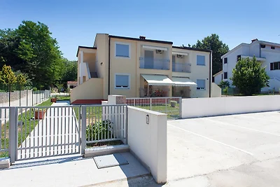 Rosi, beheizter Pool und Jacuzzi