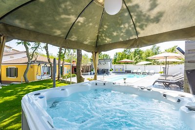 Oliveto,beheizter Pool und Jacuzzi