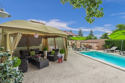Fewo Rosi mit Pool und Jacuzzi