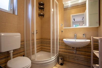 Wohnung mit Whirlpool im Freien