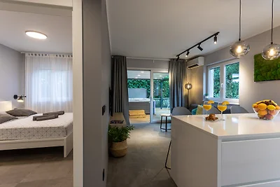 Wohnung mit Whirlpool im Freien