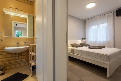 Wohnung mit Whirlpool im Freien