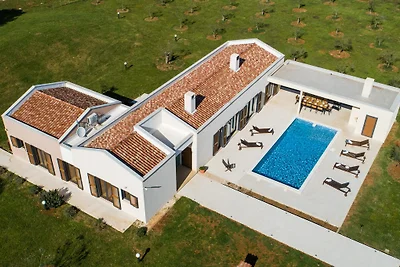 Villa De Belli