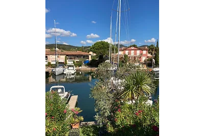 Haus in Port Grimaud mit Liegeplatz