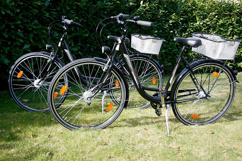 2 neue Fahrräder