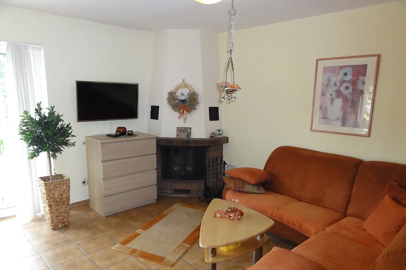 Woonkamer met open haard