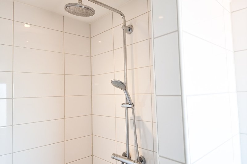 DO41- Saubere Dusche