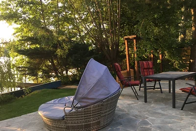 Cottage direct aan het meer met sauna
