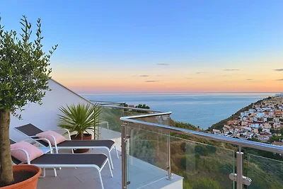 Penthouse Balcon del Mar 121 by Casasol