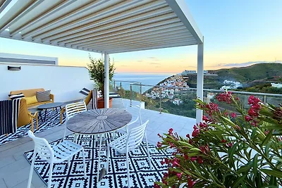 Penthouse Balcon del Mar 121 by Casasol