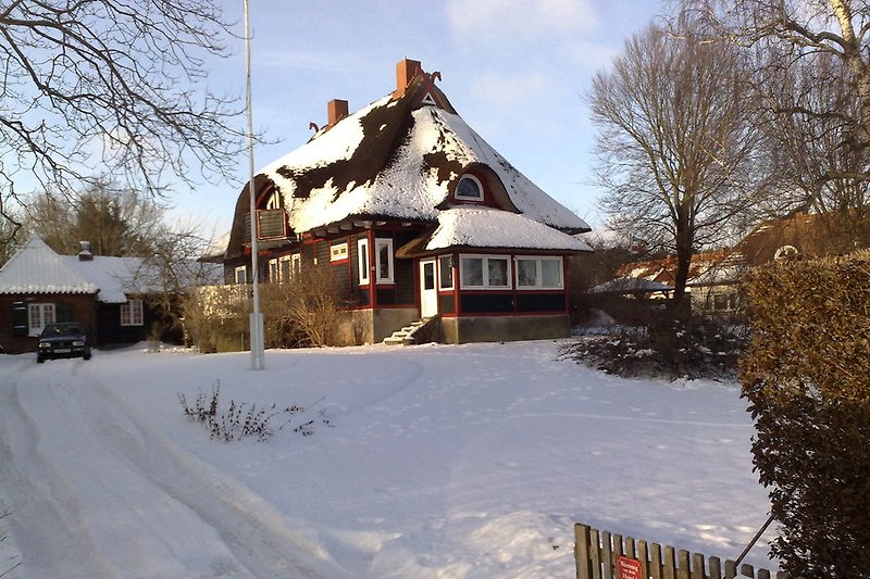 Haus Godewind im Winter