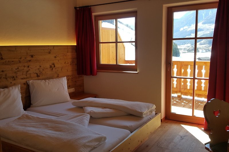 Double room with sunny view