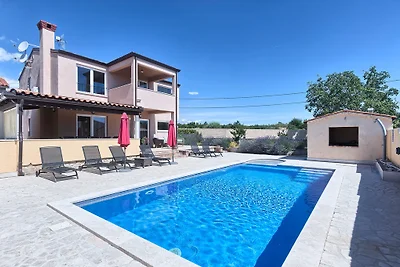 VILLA PASCAL - Strand 10 Minuten zu Fuß