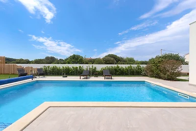 Villa vlakbij het strand - 10% vroe