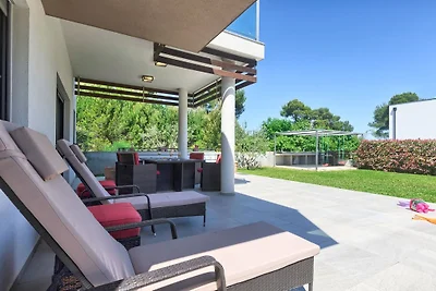 Villa Chiara - schöne Luxusvilla