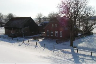 Altes Haus am Deich