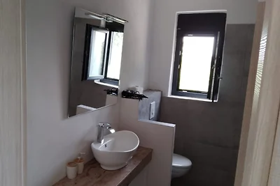 Villa VIO direkt am Meer mit Pool