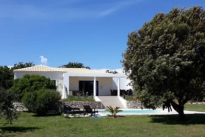Villa ENA direkt am Meer mit Pool