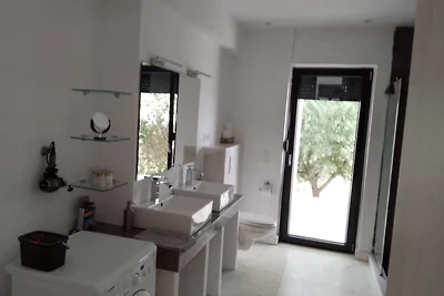 Villa VIO direkt am Meer mit Pool