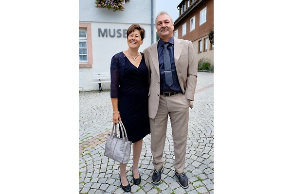 Frau A. Hailfinger Frau A. Hailfinger