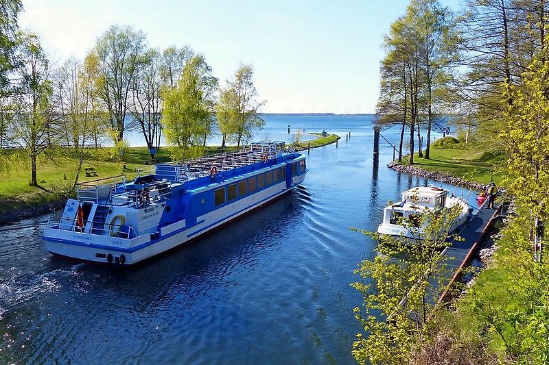 Lenzer Kanal am Plauer See