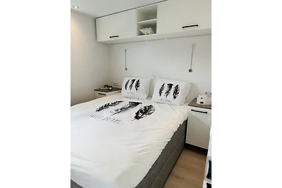 veld 98 - Eureka Park Renesse