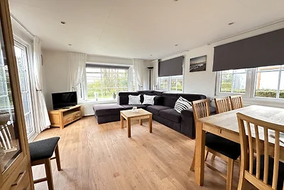 Eureka Chalet 83