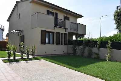 Casa al mare con giardino privato
