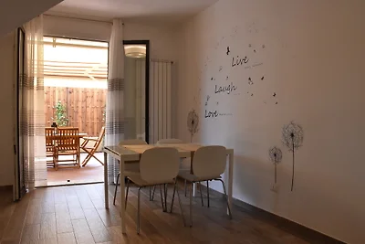 Casa al mare con giardino privato