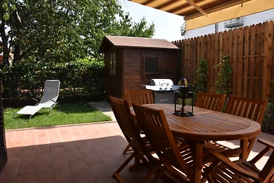 Casa al mare con giardino privato