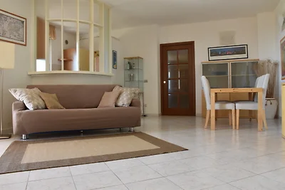 Wohnung mit Balkon und Meerblick