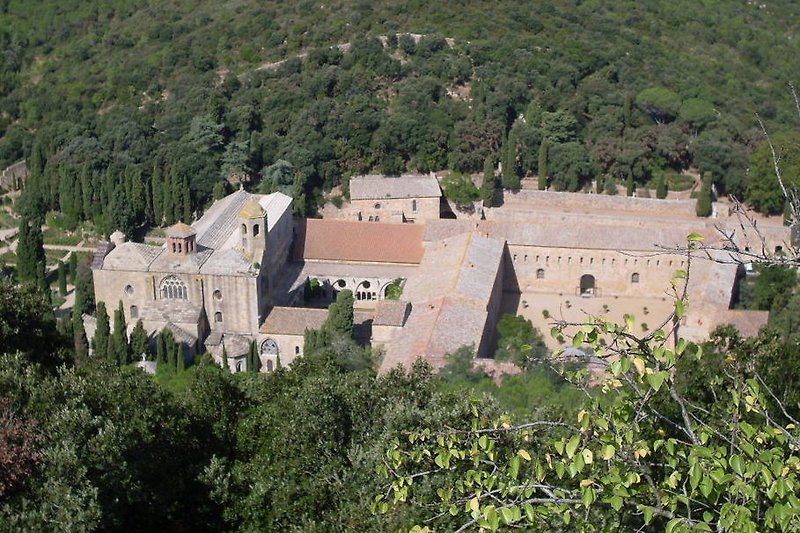 Abbaye Fronfroide